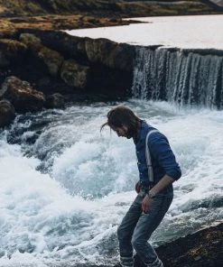 Bertelles - Superior Wide Braces In Thin Navy And Green Stripe On Ecru