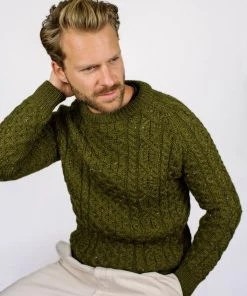 Knitwear Peregrine - Hudson Aran Jumper In Khaki