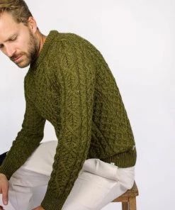 Knitwear Peregrine - Hudson Aran Jumper In Khaki