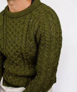 Knitwear Peregrine - Hudson Aran Jumper In Khaki