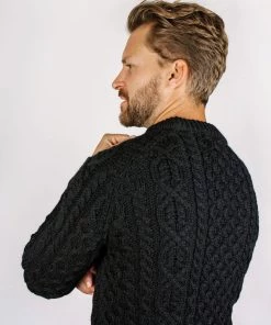 Knitwear Peregrine - Hudson Aran Jumper In Black