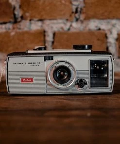 Antiques Antiques&Collectibles 1960's Kodak Brownie Super 27 Camera