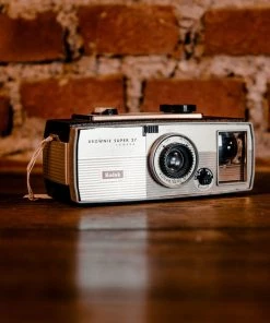 Antiques Antiques&Collectibles 1960's Kodak Brownie Super 27 Camera 10 Antiques Antiques&Collectibles 1960's Kodak Brownie Super 27 Camera