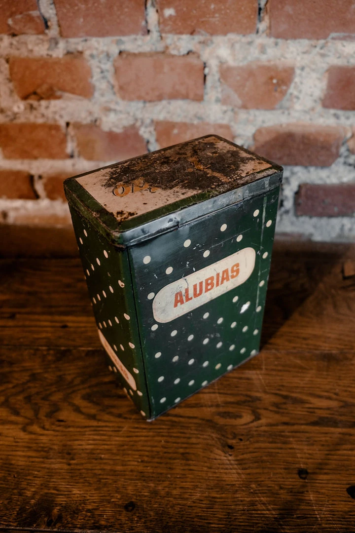 Antiques 1960's COLA-CAO Alubias Tin Litho Box, Spain Antiques&Collectibles 5 Antiques 1960's COLA-CAO Alubias Tin Litho Box, Spain Antiques&Collectibles