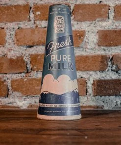 Antiques 1930/40's Dakota Paper Co. Fresh Pure Milk Cardboard Cone. Aberdeen (South Dakota)