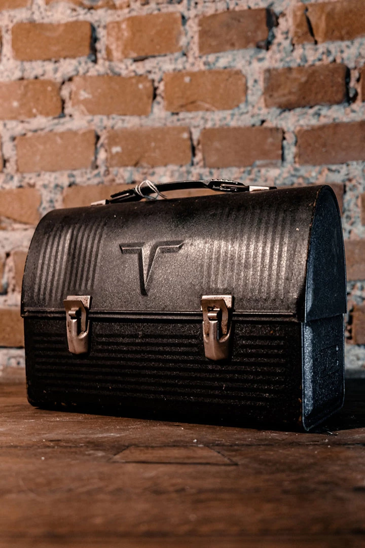 Antiques 1950's American Thermos Co. Black Metal Worker Lunch Box Norwich Conn. USA Antiques&Collectibles 3 Antiques 1950's American Thermos Co. Black Metal Worker Lunch Box Norwich Conn. USA Antiques&Collectibles