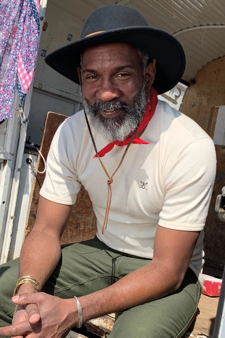 Tees Brut Indigo Co. - 195g/m² Tubular T-Shirt 3 Tees Brut Indigo Co. - 195g/m² Tubular T-Shirt